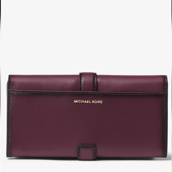 Michael Kors Quincy Large Leather Plum Wallet - Picture 6 of 11